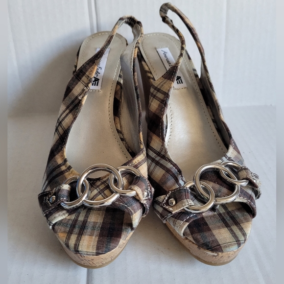 American Eagle Women's Slingback Wedge Cork Plaid Shoe's Size 7 - Picture 7 of 10